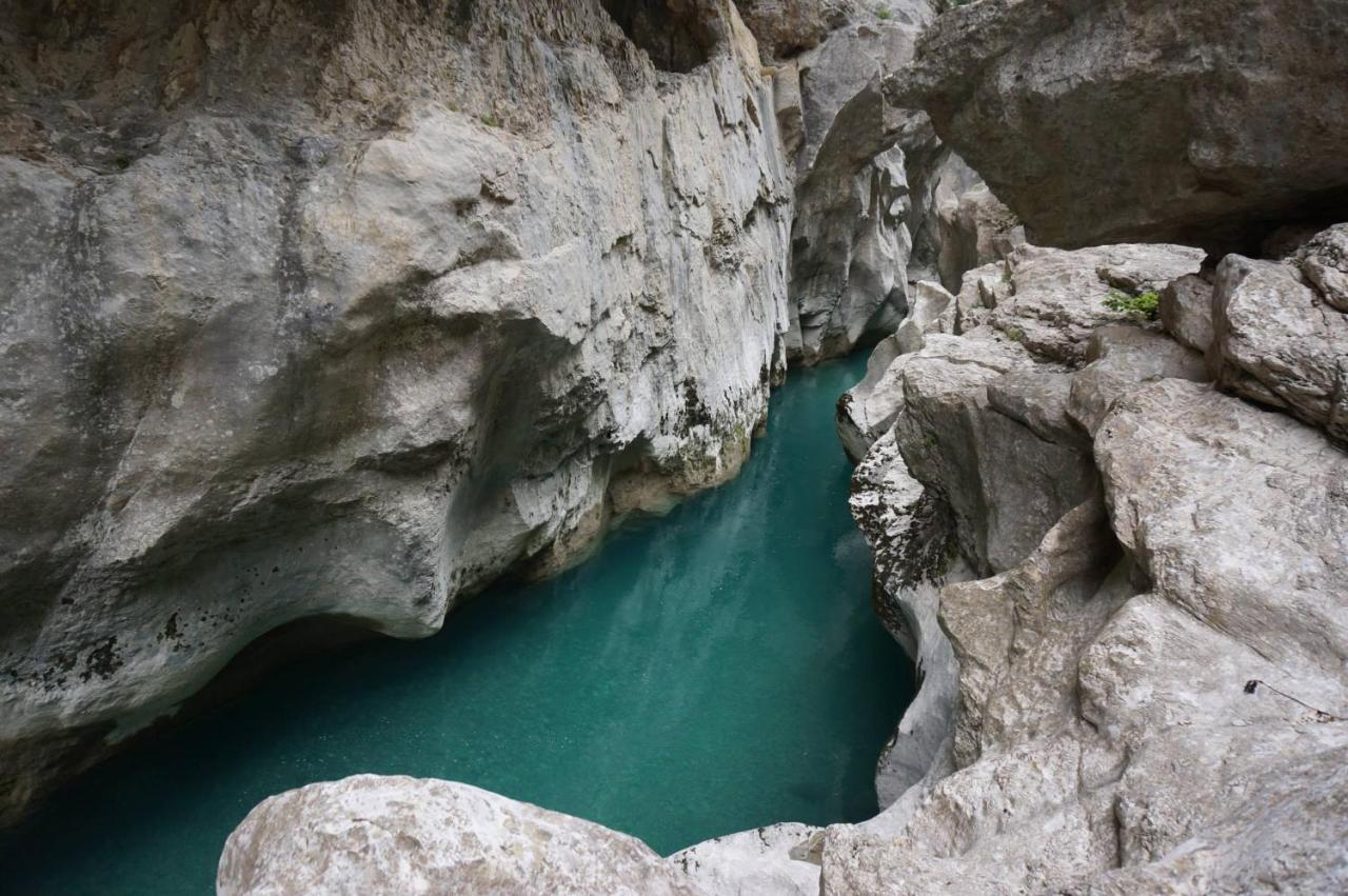 Le Romarin-Topdestination-Aups Bagian luar foto